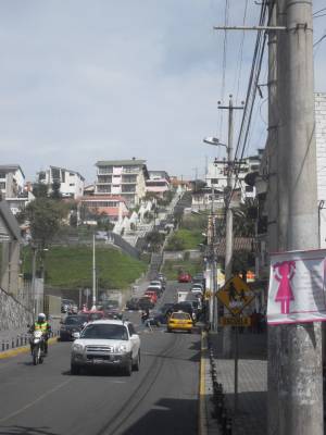 Looking up Luis Sordiro Ave before entering Los Rios