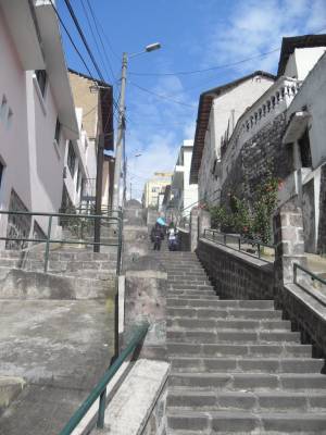 sidestreet up from Los Rios